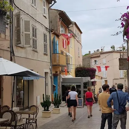 Prázdninový dům Charmante Maison De Saint Tropez